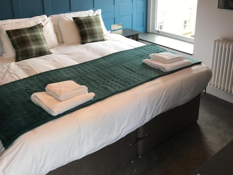 Hotel No.16 à Seaham Chambre photo A bed runner