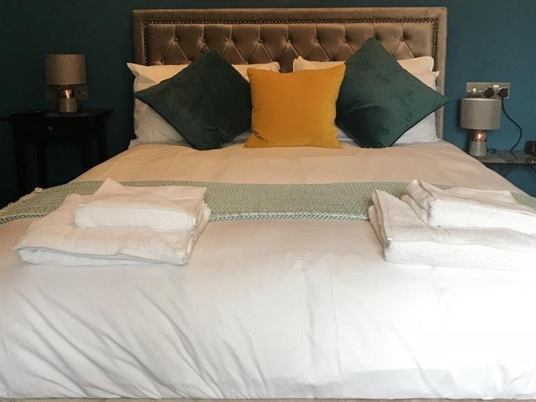 Hotel No.16 à Seaham Chambre photo A bed with a headboard